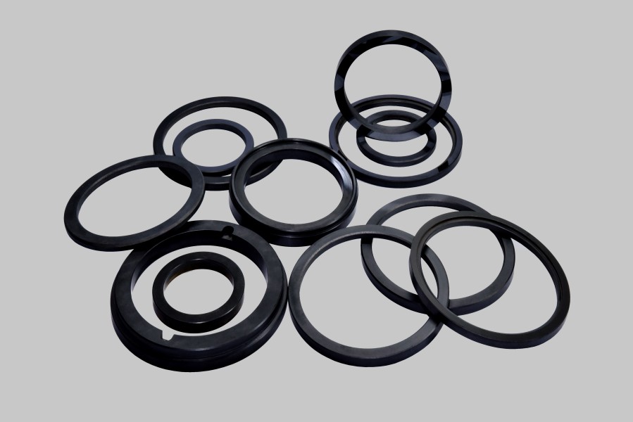 無(wú)壓燒結碳化硅密封環(huán) 無(wú)壓燒結碳化硅密封環(huán)